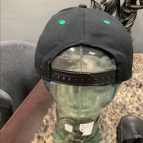 CANT EVEN SLIDES AND WEIRD SNAP BACK CAP - Picture 3 of 10